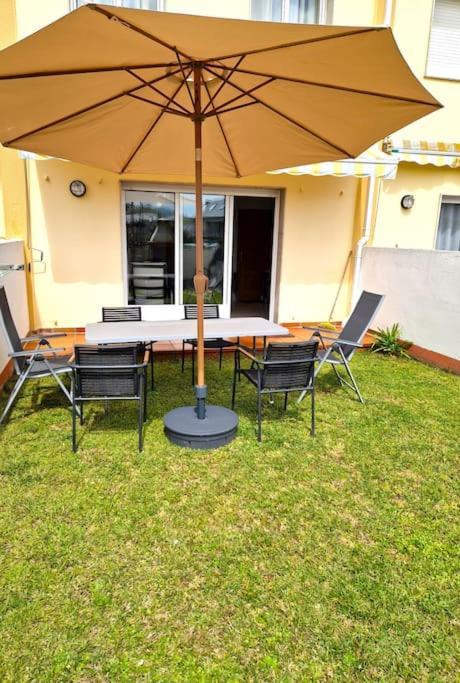 Villa Deluxe Playa Foz Exteriör bild
